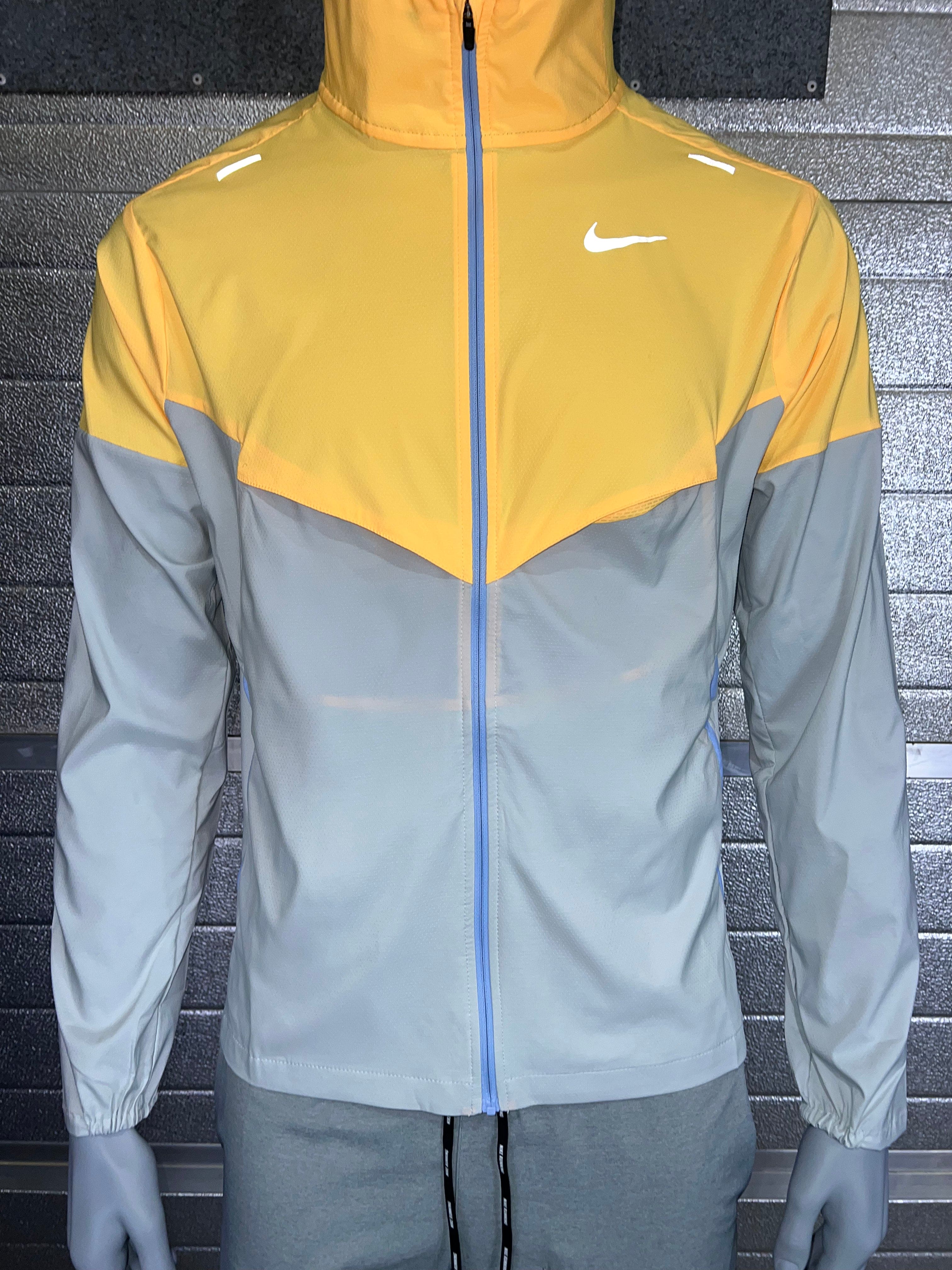 Nike WindRunner Jacket - Orange