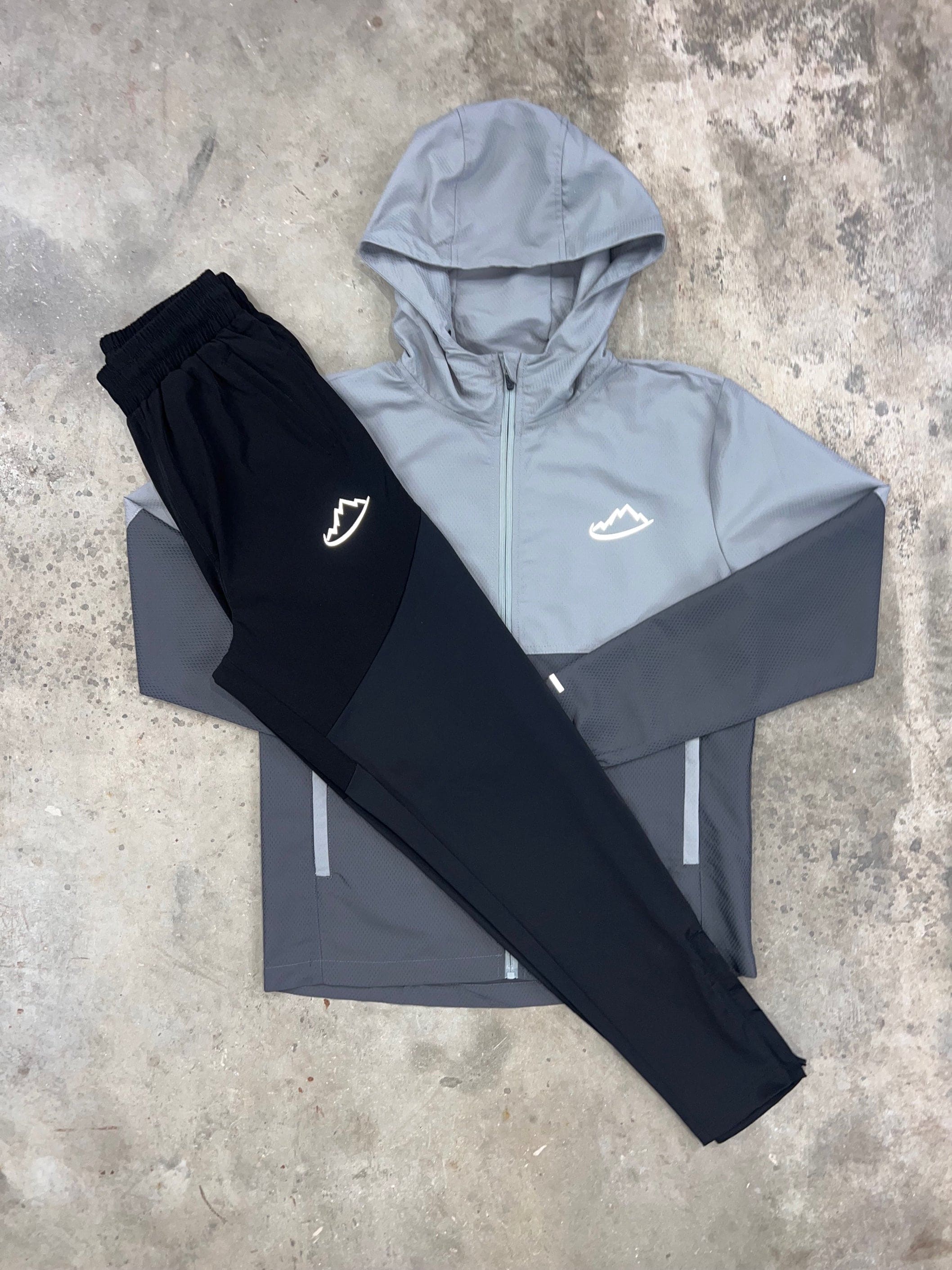 Adapt to Grey Perennial Set - Jacket / Pants