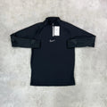 NKE "Blck" Half zip